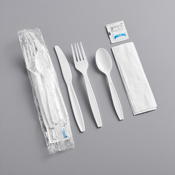 Karat Heavy Weight Plastic Meal Kit, Fork, Knife, Teaspoon, Napkin with Salt & Pepper, White [250 Pack]